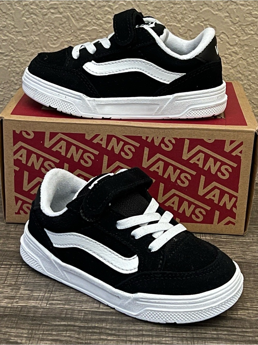 Vans Unisex- Little Kids Hylane Black Suede Shoes Size-8 Toddler
